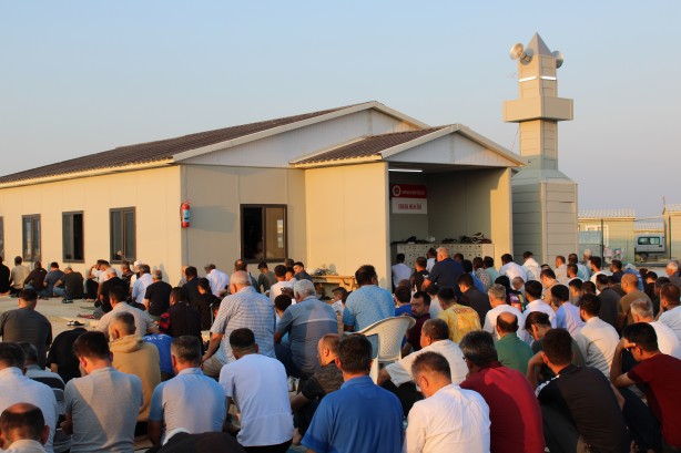 Foto - Adana, Mersin, Hatay ve Osmaniye'de Kurban Bayramı namazı kılındı