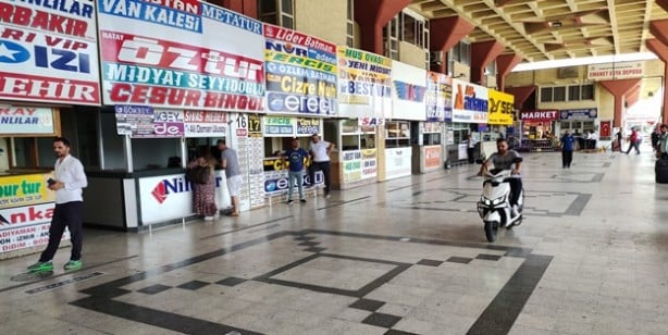 Adana Otogarı'nda görülmemiş bilet oyunu! 