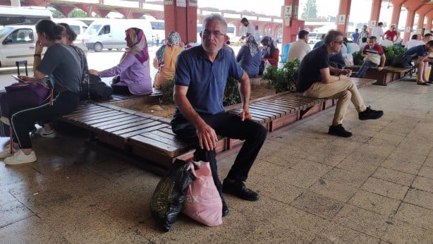 Foto - Adana Otogarı'nda görülmemiş bilet oyunu! 