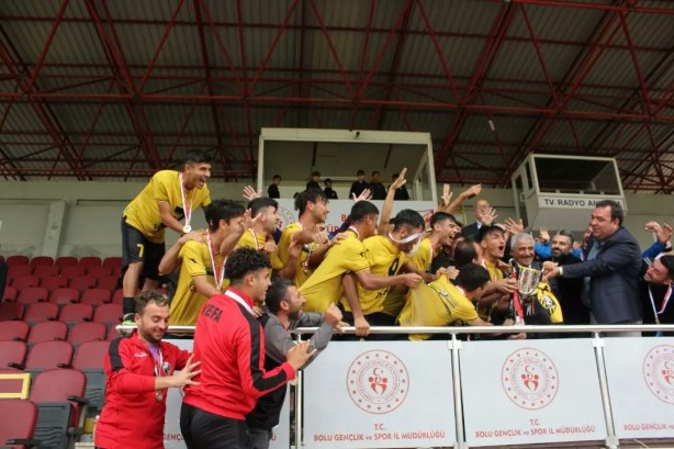 Foto - Adana Vefaspor oyuncularından takdir toplayan davranış! 