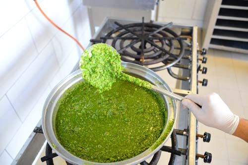 Adana'da 5 yıl uğraşıp ürettiler! Siparişler yetişmiyor...