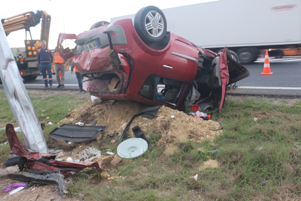 Foto - Adana'da feci kaza: 2'si çocuk 4 yaralı
