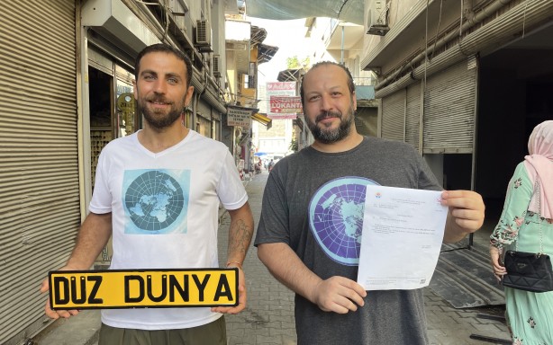 Foto - Adana’da fıkra gibi olay! Dünyanın düz olduğunu kanıtlayamadı bakın ne yaptı