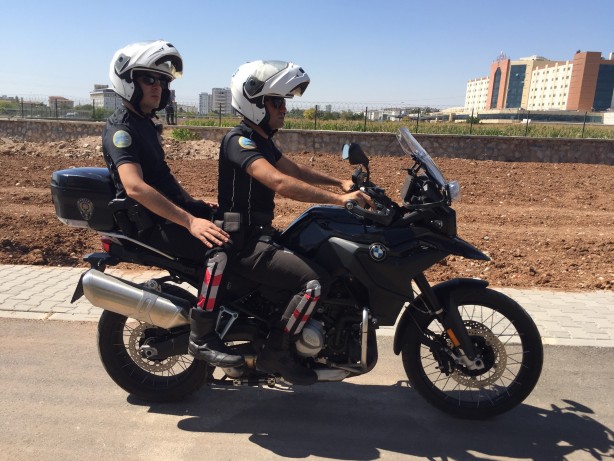 Foto - Adana'da film sahnelerini aratmayan hırsız-polis kovalamacası!