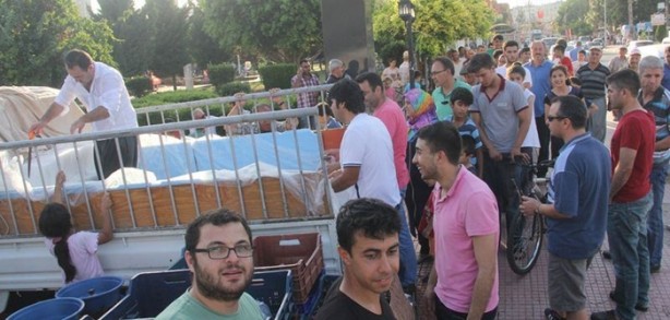 Foto - Adana'da kar kuyruğu!