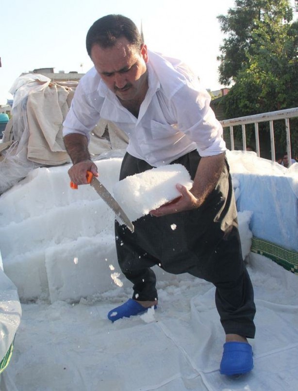 Foto - Adana'da kar kuyruğu!