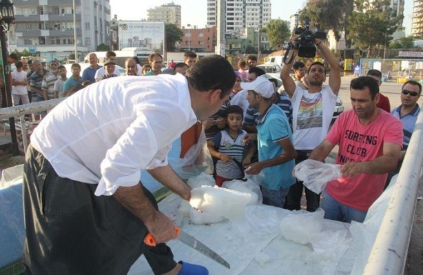 Foto - Adana'da kar kuyruğu!