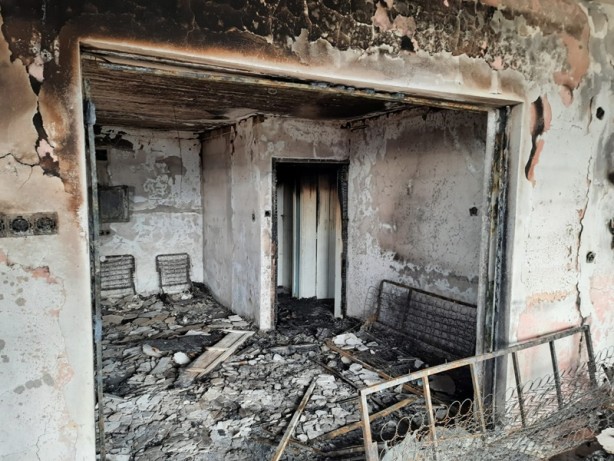 Adana'da yangın! Kullanılamaz hale geldi