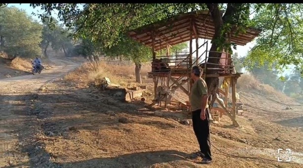 Foto - Adana’daki orman yangınında 10 ev tedbir amaçlı tahliye edildi