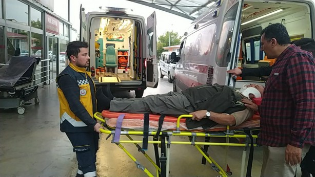 Foto - Adana'daki trafik kazası: 3 yaralı