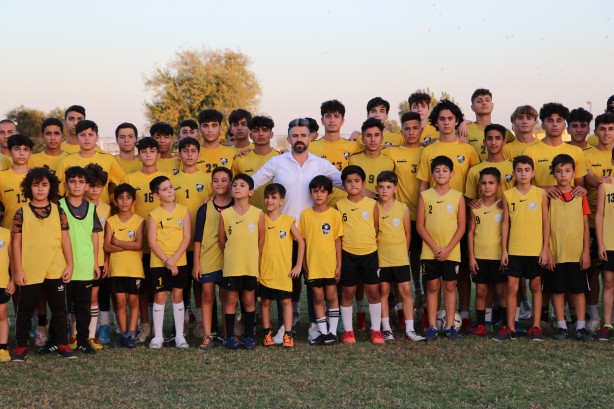 Adanalı iş adamı futbol takımı kurdu! Amacını duyanlar 'Helal olsun' diyor