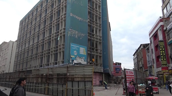 Adana'nın simge yapısı yıkılıyor