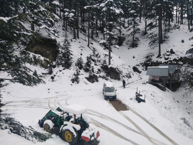 Foto - Adana'nın yüksek kesimlerinde kar etkili oluyor