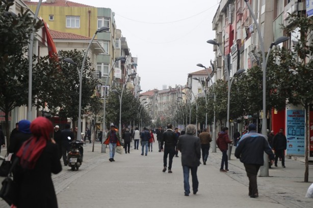 Foto - Adapazarı'nın simgesi Çark Caddesi'nden eşsiz görüntüler