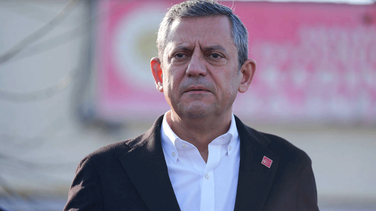 "Adayım" bile diyemeyen Özgür Özel'den seçim palavrası