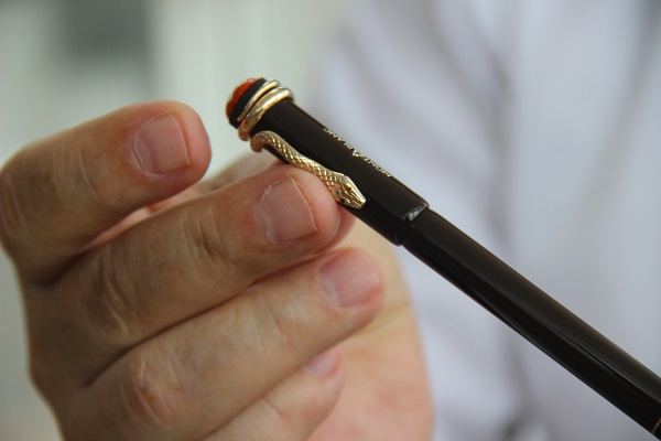 Foto - Adeta bir sanat eseri! Emekli hakim bakın neyi sır gibi saklıyor