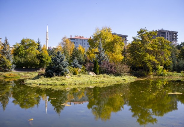 Foto - Adeta renk cümbüşü yaşandı! Sonbaharla gelen güzellik böyle görüntülendi
