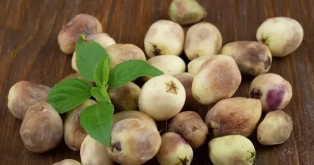 Foto - Adeta şifa deposu! Nelere iyi gelmiyor ki! Bu meyveyi herkesin bir an önce keşfetmesi gerekiyor! Damarlarda kolesterolden eser bırakmıyor!