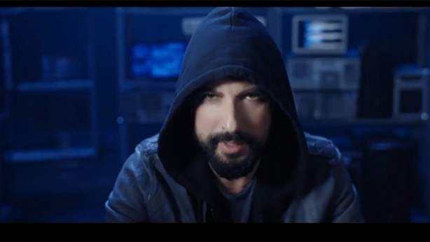 Adeta sıraya girdiler! Tarkan'ın oltası hepsini yakaladı