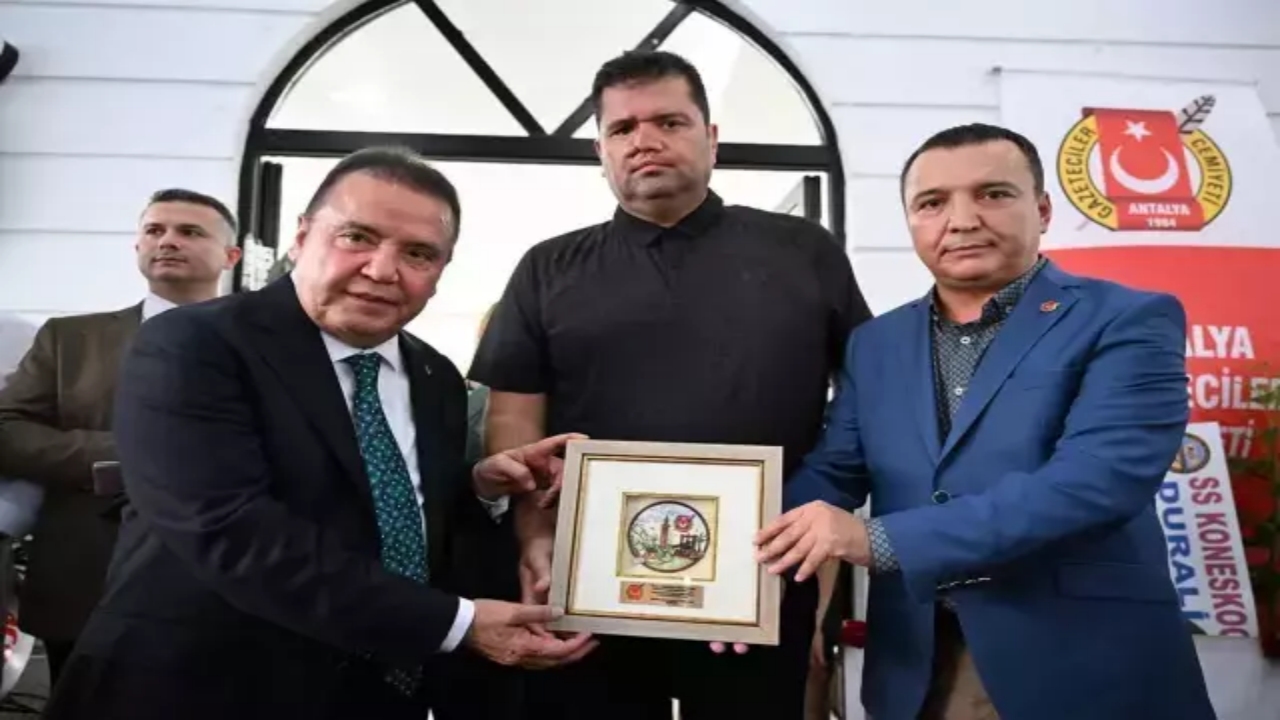 Foto - Adı skandalla anılmıştı! O TV kanalına kayyım atandı