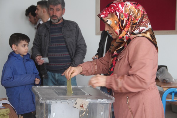 Foto - Adım atacak yer kalmadı | Cumhurbaşkanlığı seçimini aratmayan seçim