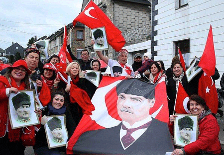 Foto - Adının ‘Faymonville’ olduğuna bakmayın! Orası Belçika’da bir Türk köyü
