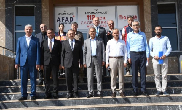 Foto - Adıyaman Valisi Çuhadar'dan çağrı: Vatandaşlarımızdan özellikle rica ediyorum