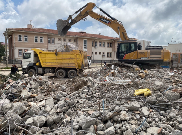 Foto - Adıyaman’da enkazın yüzde 82’si kaldırıldı