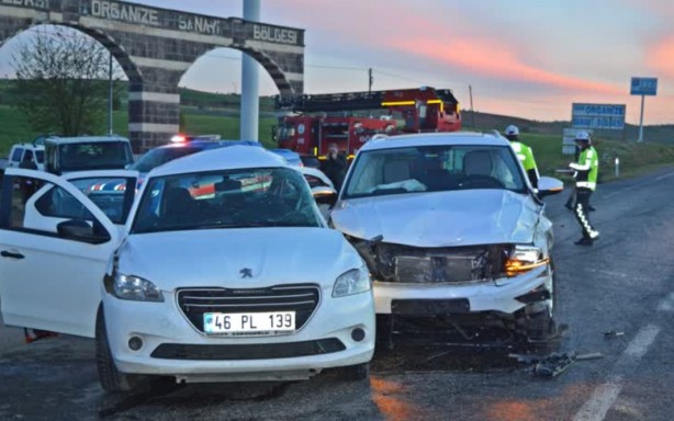 Foto - Adıyaman’da feci kaza: 1 ölü, 4 yaralı
