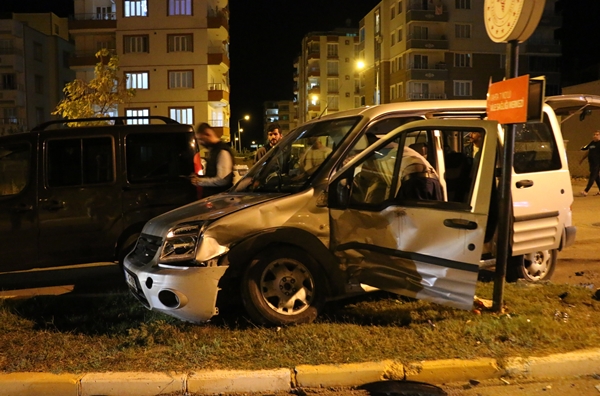 Adıyaman'da feci kaza: Çok sayıda yaralı var