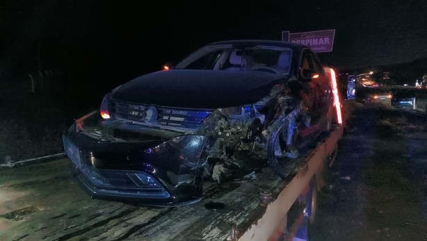 Foto - Adıyaman’da iki otomobil çarpıştı