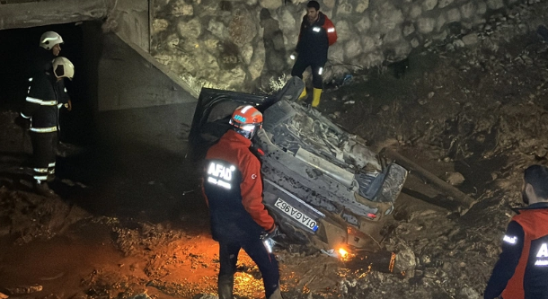 Foto - Adıyaman'da polis memurunun hayatını kaybettiği kaza kameralarda
