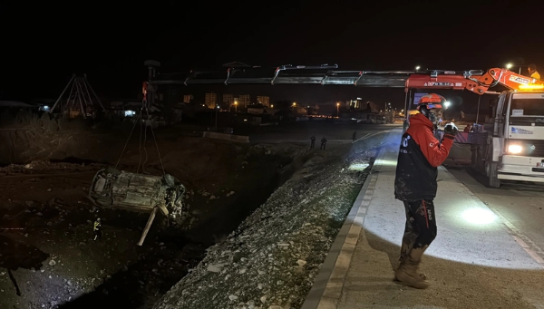 Foto - Adıyaman'da polis memurunun hayatını kaybettiği kaza kameralarda