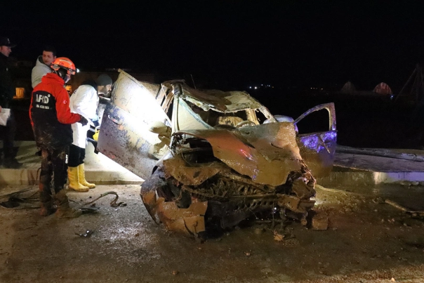 Foto - Adıyaman'da polis memurunun hayatını kaybettiği kaza kameralarda