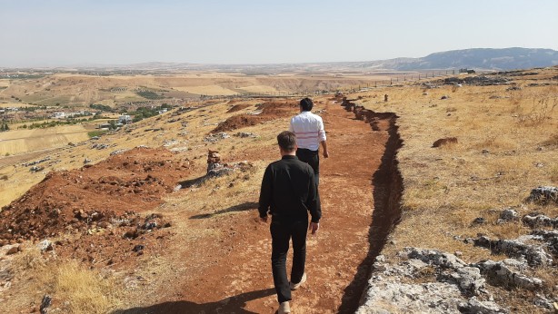 Foto - Adıyaman'da tarihi keşif! Ucu bucağı yok... Kazdıkça devamı geliyor