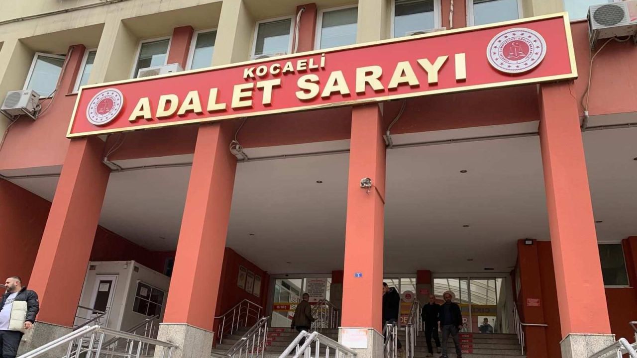 Adliyeden çaldığı 1,5 kilo altını kuyumcuda bozdurduğu ortaya çıktı