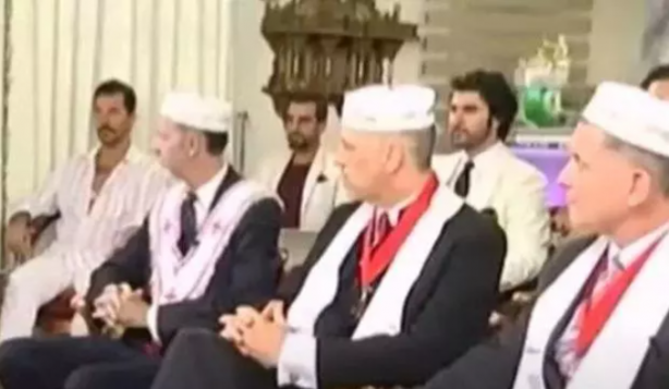 Foto - Adnan Oktar'ın şaşkına çeviren karanlık ağı! 9 kişilik Tapınak Şövalyeleri İstanbul’da