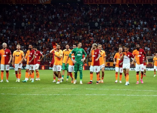 Foto - Adres vererek açıkladı: Galatasaray'dan taraftara Şampiyonlar Ligi hediyesi! Yok böyle bir isim...