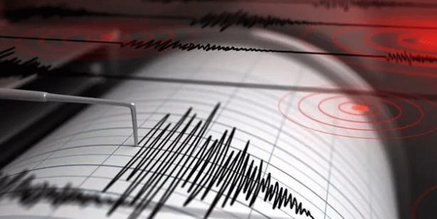 Foto - AFAD'dan flaş açıklama: 5,7 büyüklüğünde deprem oldu