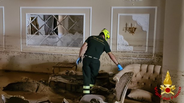 Foto - AFAD'dan Libya'ya 4 bin ton yardım malzemesi!