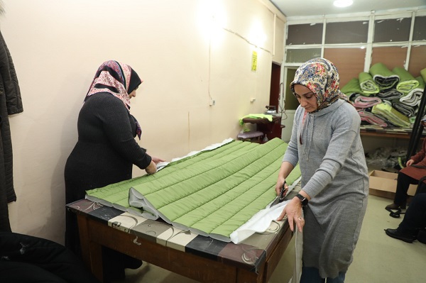 Foto - Afet bölgesi için uyku tulumu seferberliği