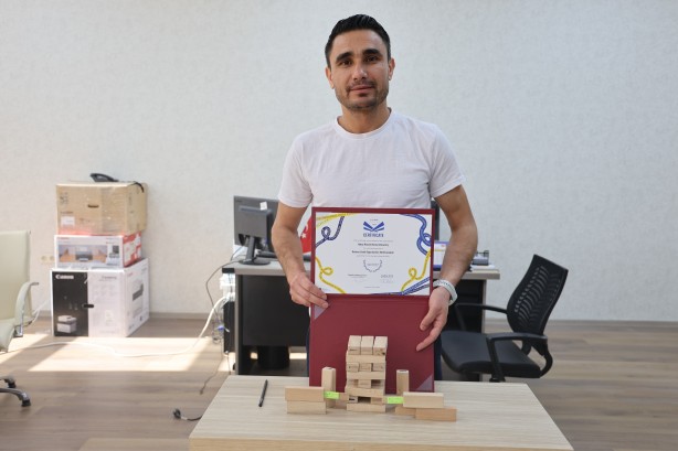 Foto - Afetzede akademisyenin geliştirdiği ‘Bil-Çek' uluslararası firmaları peşine taktı