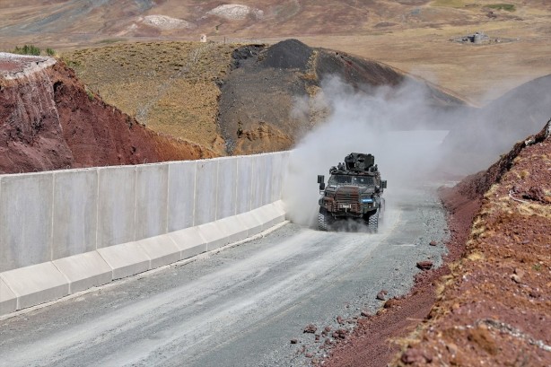 Foto - Afgan göçüne özel önlem alındı! Özel Harekat görev başında