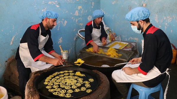 Foto - Afganistan’da Ramazanın vazgeçilmezi! Bu tatlı yoksa sofraya oturmuyorlar