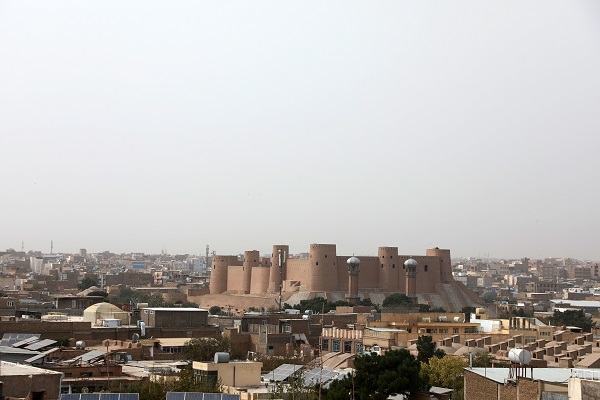 Foto - Afganistan'daki deprem tarihi yapılara hasar verdi