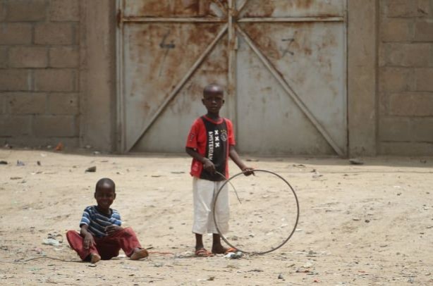 Foto - Afrika'da çocuk olmak...