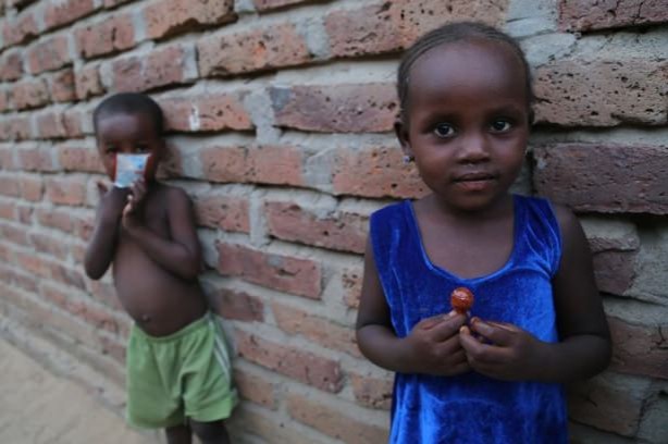 Foto - Afrika'da çocuk olmak...