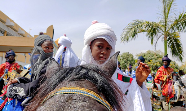 Foto - Bu giysi Afrika'da gücü temsil ediyor