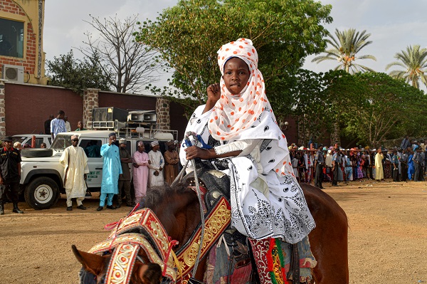 Foto - Bu giysi Afrika'da gücü temsil ediyor