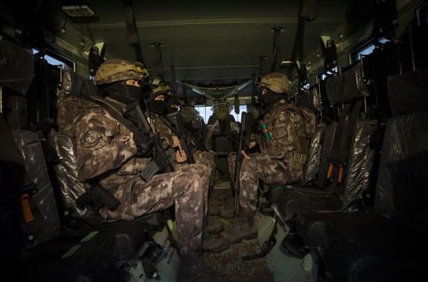 Foto - Afrin'de güvenlik özel harekata emanet